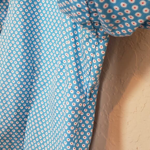 English Laundry Mini Daisy Button Down Shirt Women's 2 Light Blue Office Work - Picture 6 of 10